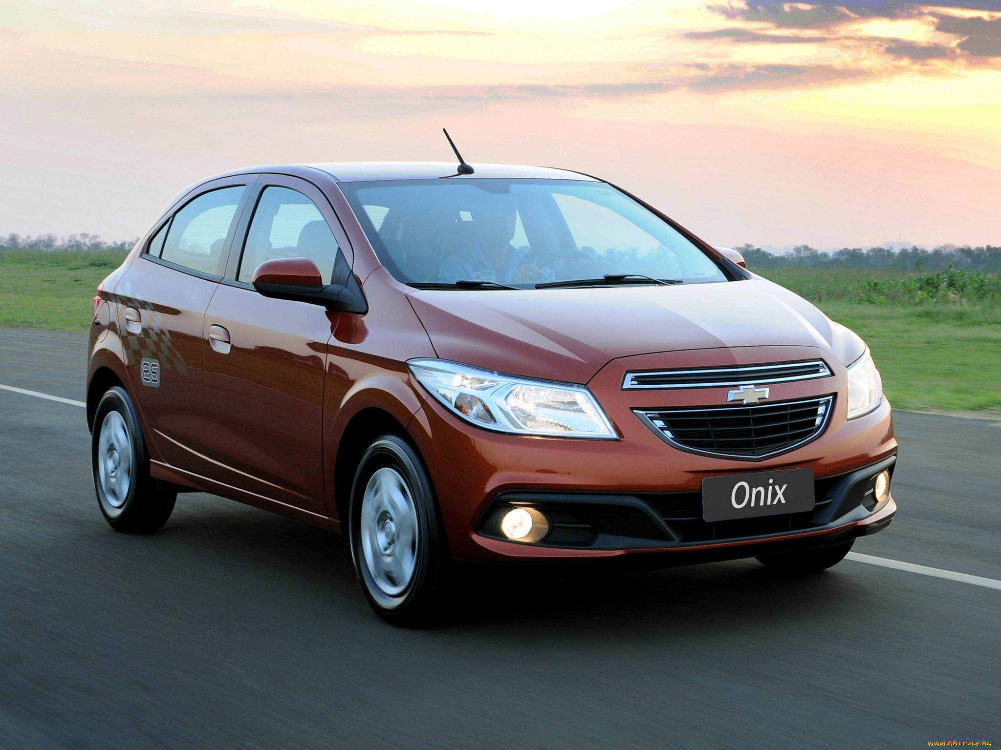 Какую модель выбрать. Onix Чевролет. Onyx Chevrolet. Chevrolet Onix 2012. Chevrolet. Onix avtomobili.